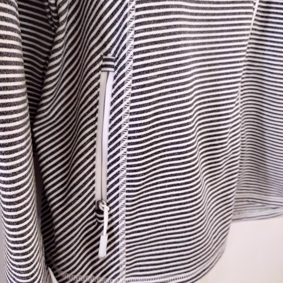 Kyodan Yoga stripes hoodie - Picture 3 of 4